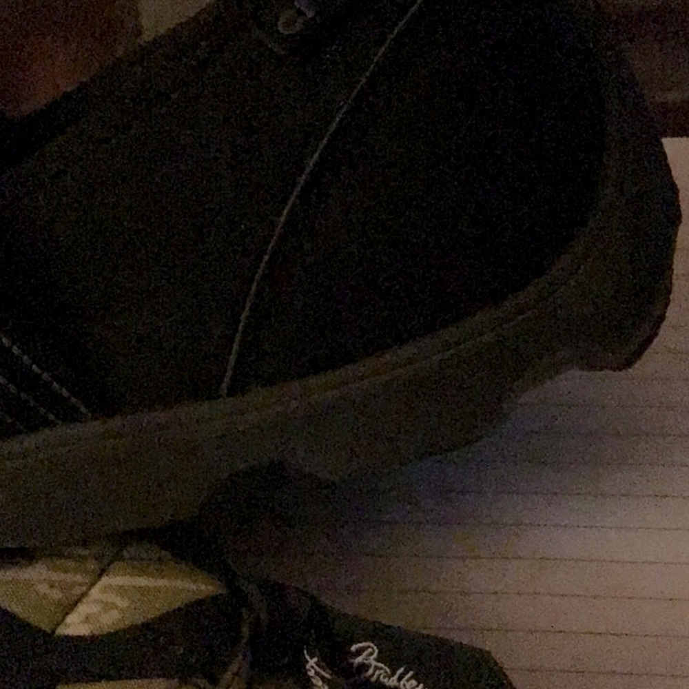 Shoes - Picture 3 of 3